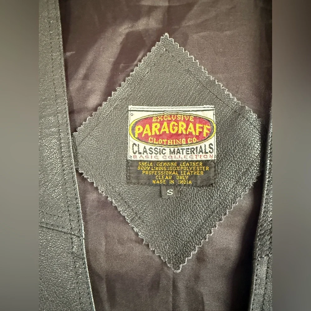 Vintage Black Leather Vest from Paragraff Clothing Co - Picture 2 of 5